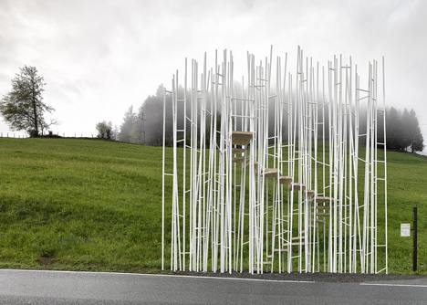 L’arrêt de bus conçu par Sou Fujimoto ©Adolf Bereuter